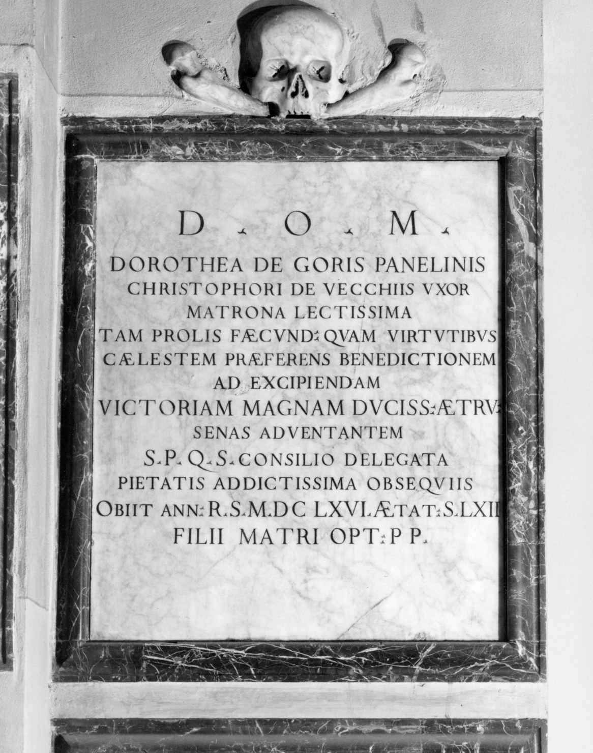 lapide tombale - bottega senese (sec. XVII)