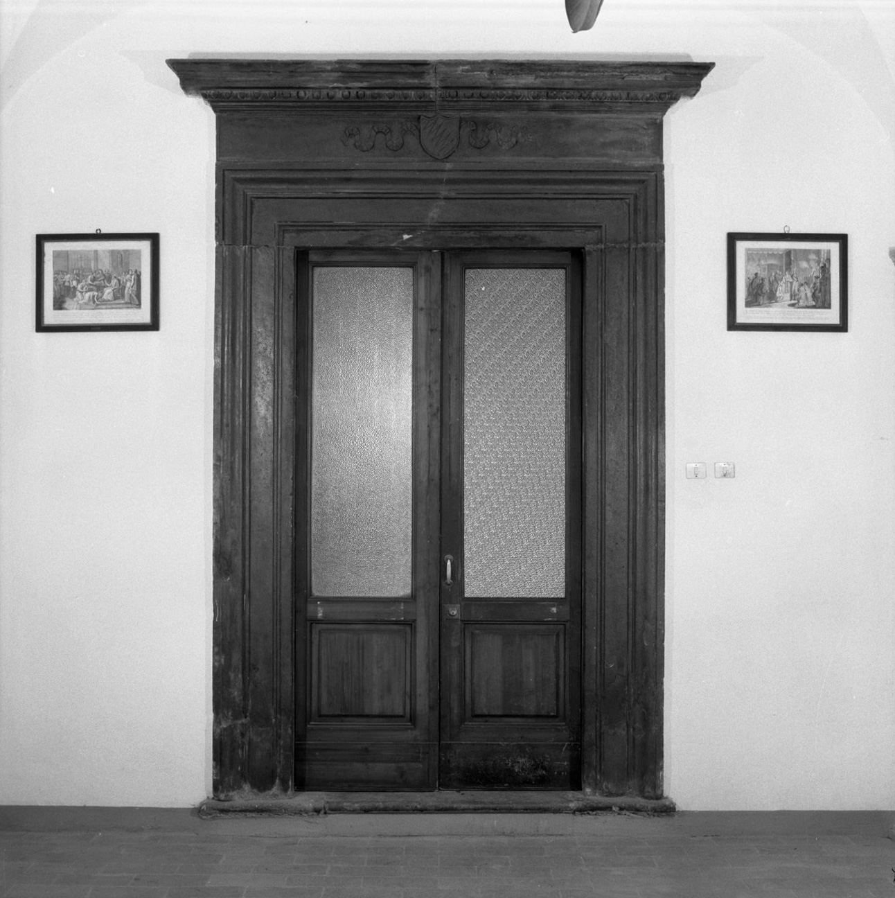 stemma gentilizio (portale) - bottega senese (sec. XV)