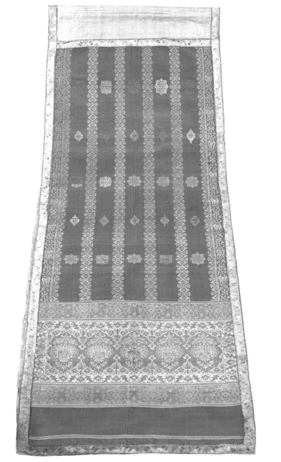 motivi decorativi vegetali (banda coprileggio) - manifattura lucchese (sec. XVII)