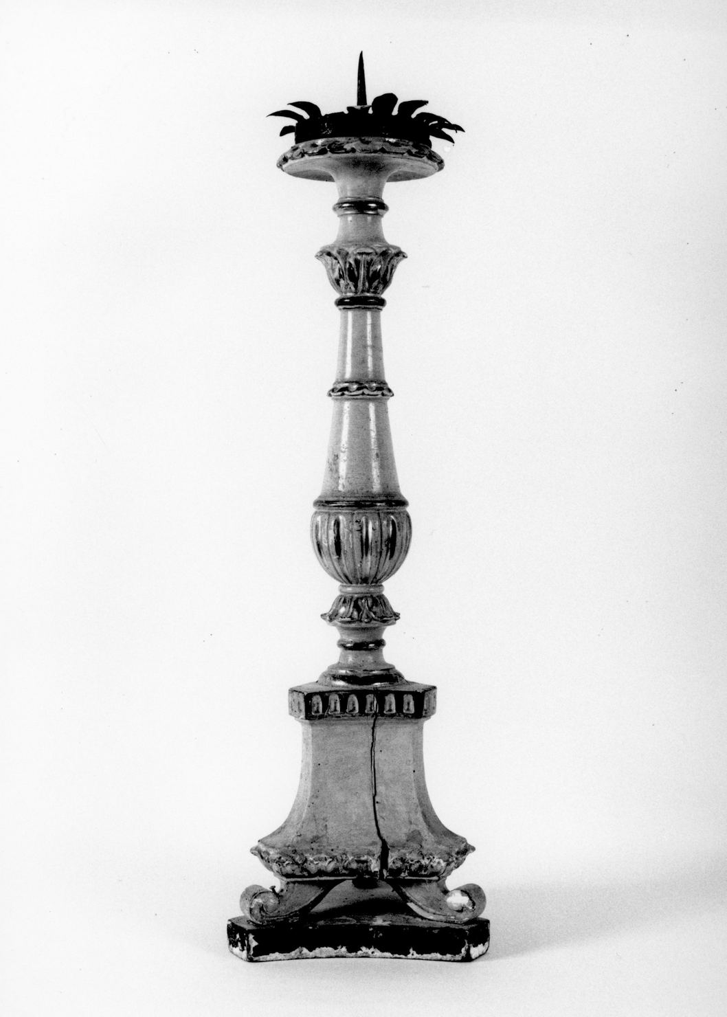 candeliere d'altare, serie - bottega italiana (prima metà sec. XIX)