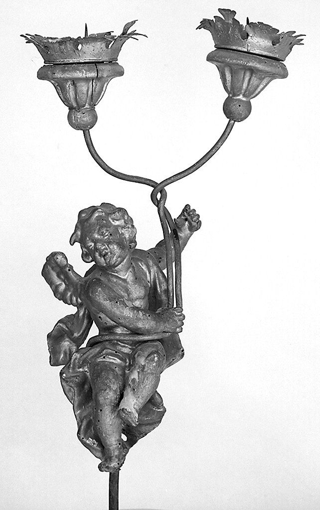 angelo reggicandelabro (candeliere da parete, serie) - bottega senese (secc. XVII/ XVIII)
