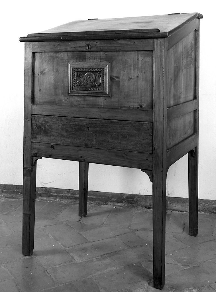 stemma della contrada della Chiocciola (scriviritto) - bottega senese (prima metà sec. XX)