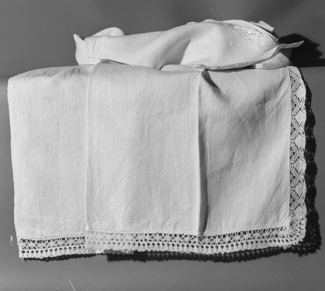 tovaglia d'altare - manifattura italiana (sec. XX)