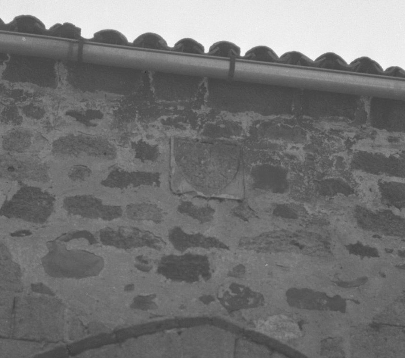 stemma gentilizio (rilievo) - bottega toscana (secc. XIV/ XV)