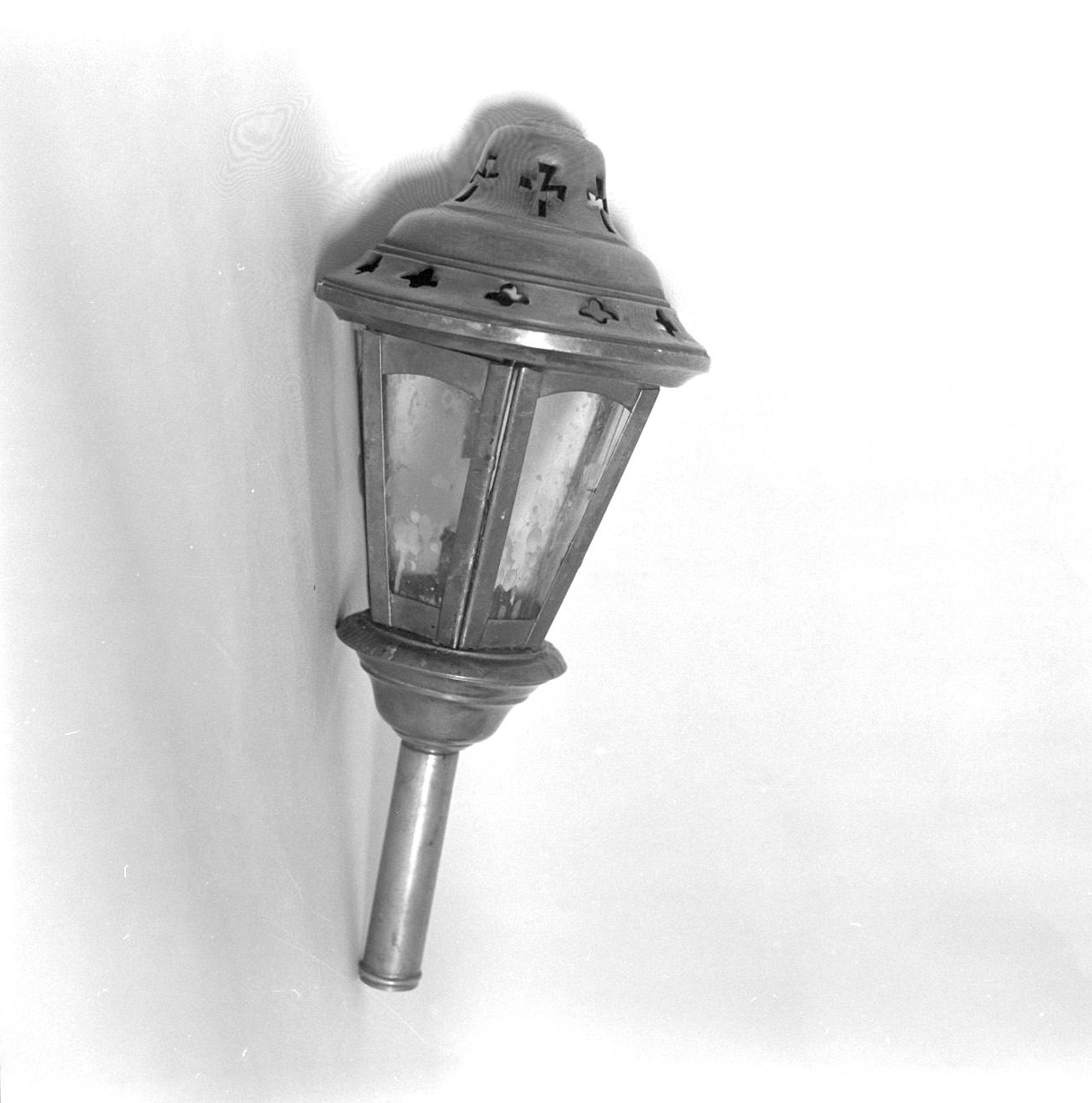 lanterna processionale, serie - bottega toscana (sec. XIX)