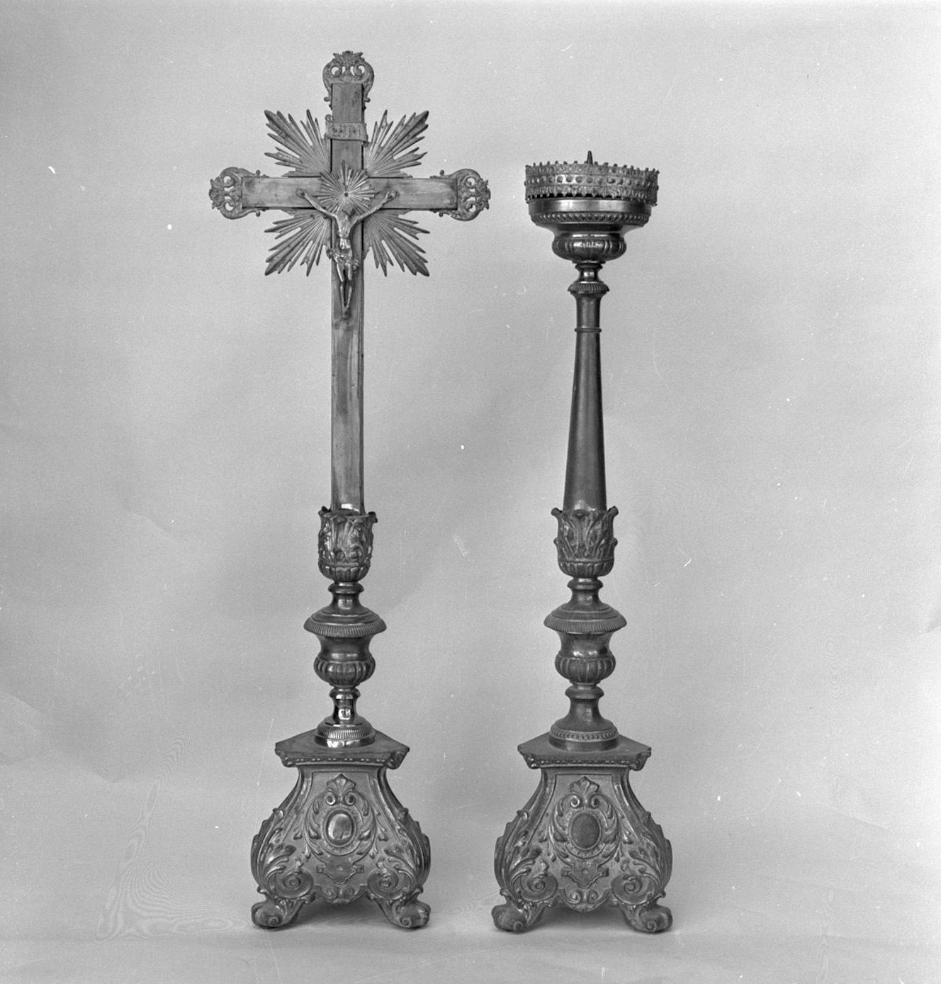 Cristo crocifisso (croce d'altare, serie) - bottega toscana (sec. XIX)