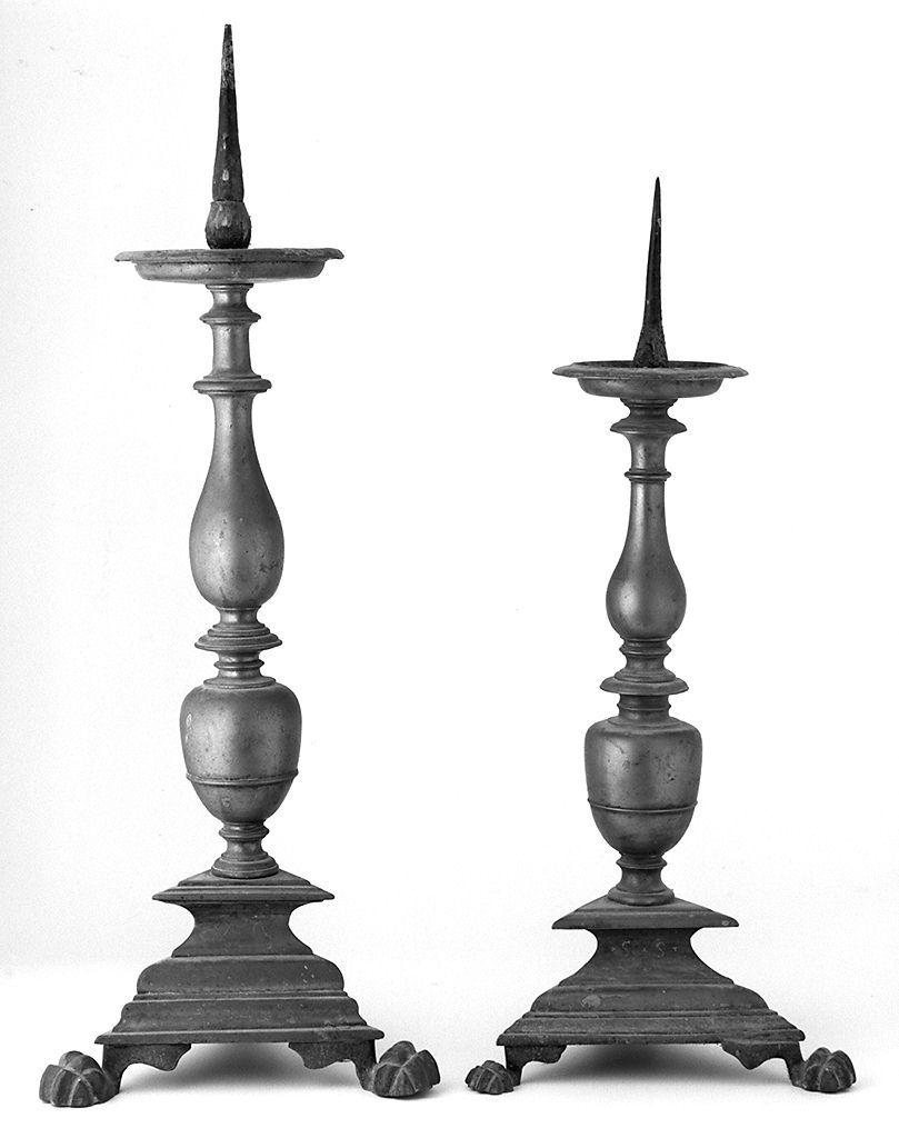 candeliere d'altare, serie - bottega toscana (secc. XVII/ XVIII)