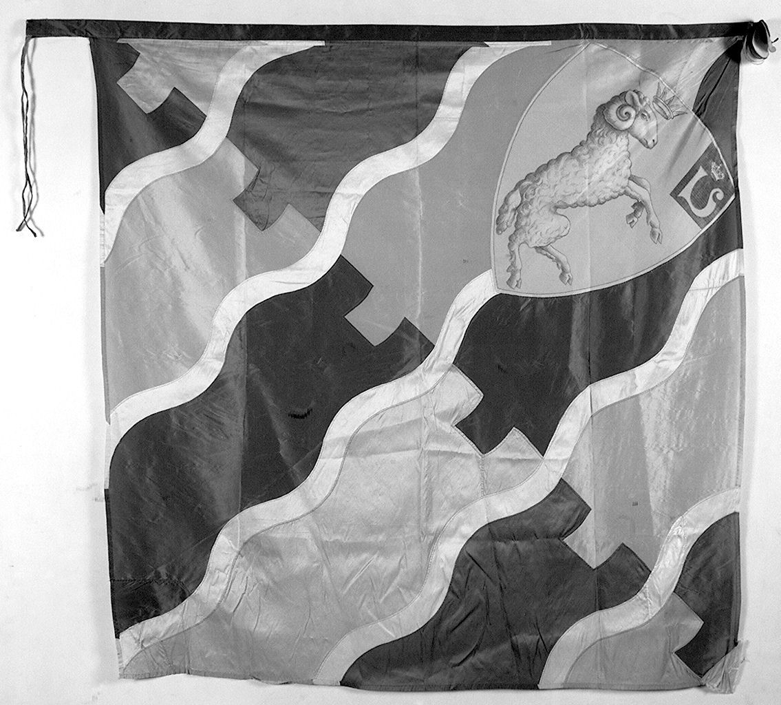 stemma della contrada di Valdimontone (bandiera) - manifattura senese (sec. XX)