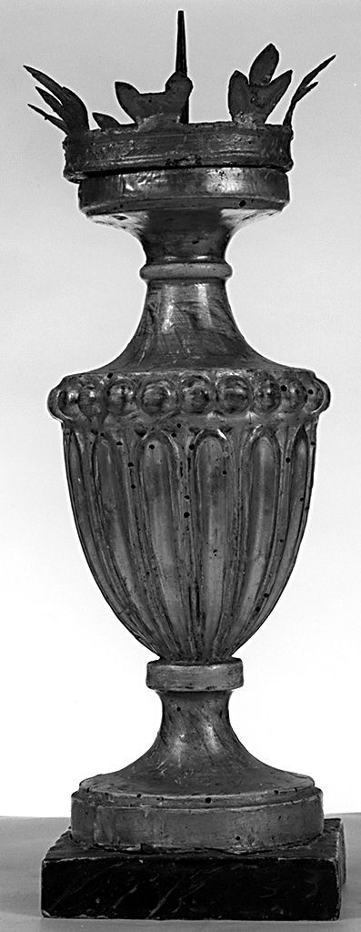 candeliere d'altare, serie - bottega toscana (sec. XIX)