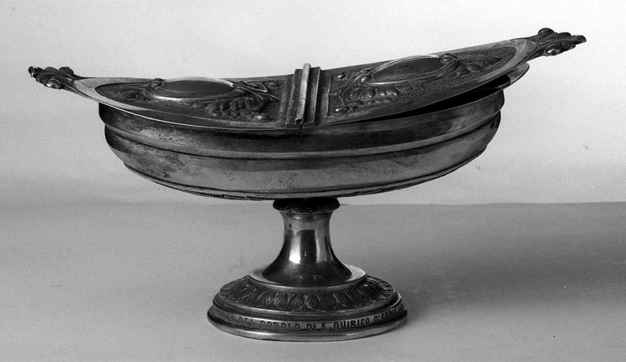 motivi decorativi vegetali (navicella portaincenso) - bottega toscana (sec. XIX)