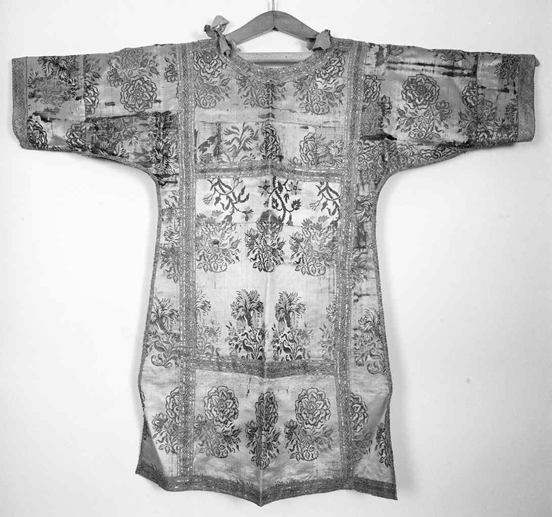 motivi decorativi floreali (tunicella, elemento d'insieme) - manifattura italiana (secc. XVII/ XVIII)