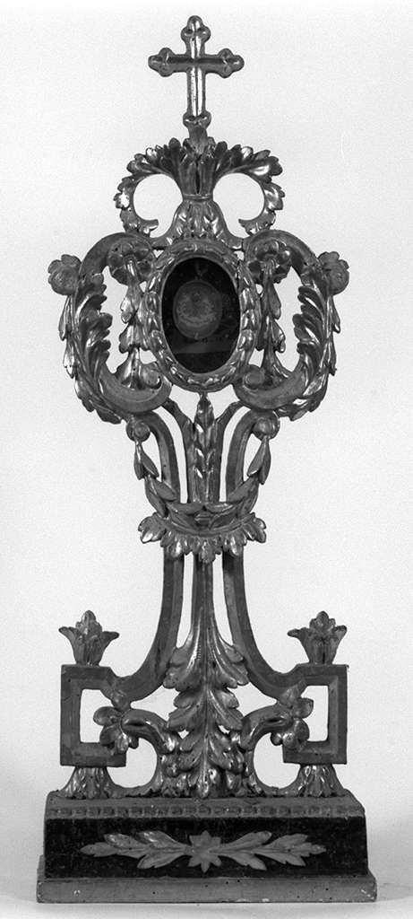 motivi decorativi vegetali (reliquiario - a ostensorio, serie) - bottega toscana (secc. XVIII/ XIX)