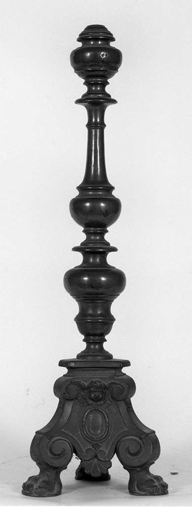 cherubini (base per croce d'altare, elemento d'insieme) - bottega toscana (seconda metà sec. XVII)