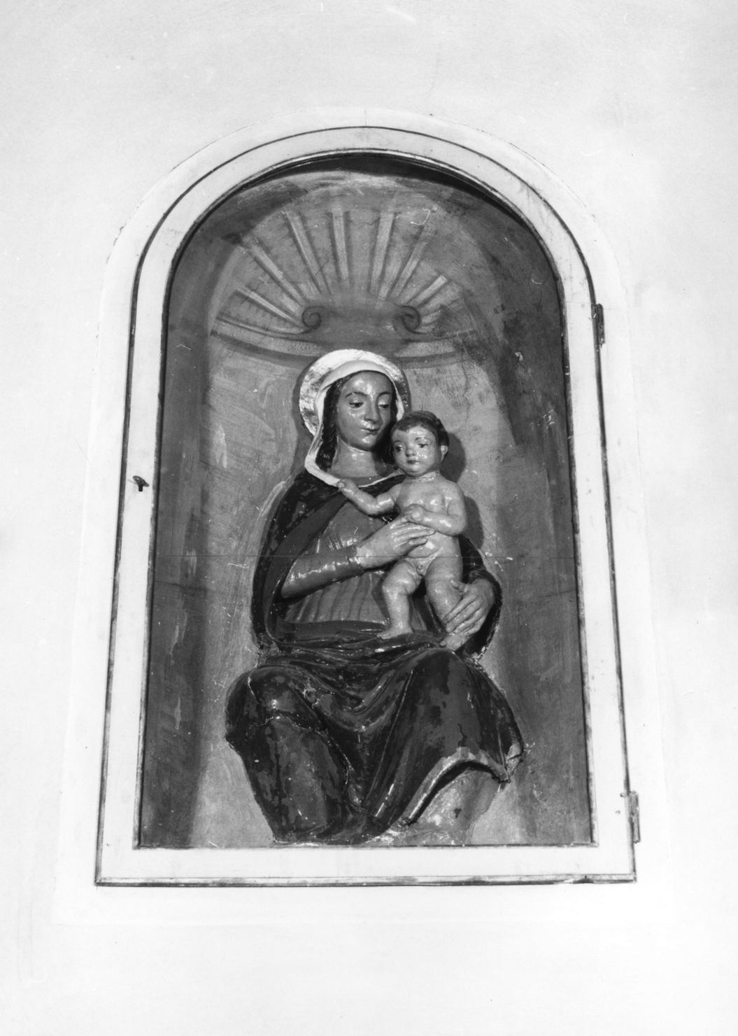Madonna con Bambino (statua) - ambito toscano (sec. XVI)