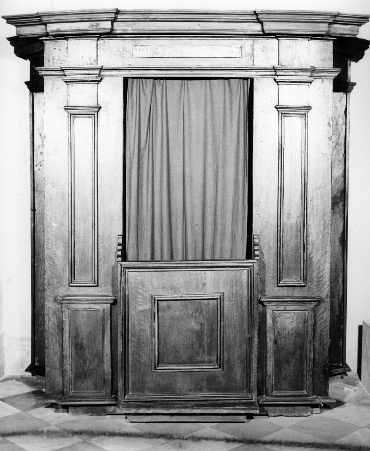 confessionale - bottega toscana (fine/inizio secc. XVIII/ XIX)