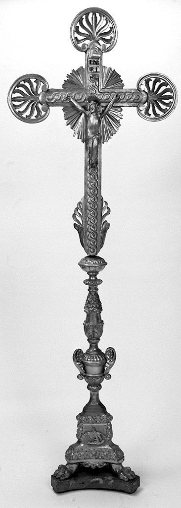 Cristo crocifisso (croce d'altare, elemento d'insieme) - bottega senese (sec. XIX)