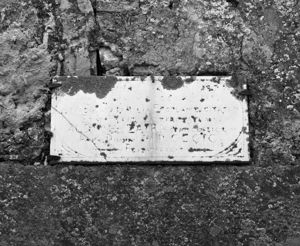 lapide commemorativa - bottega toscana (sec. XIX)