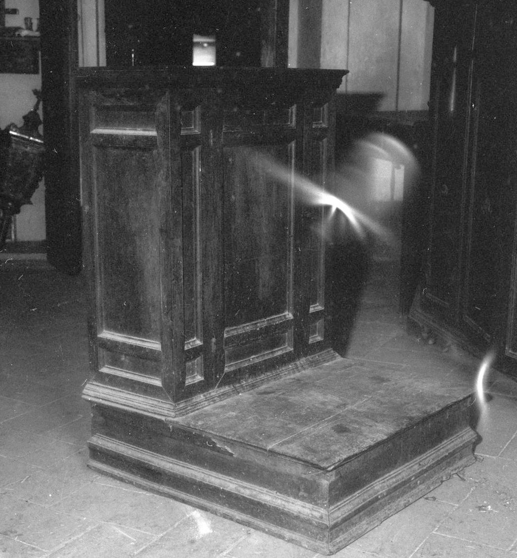 inginocchiatoio - bottega toscana (fine/inizio secc. XVII/ XVIII)