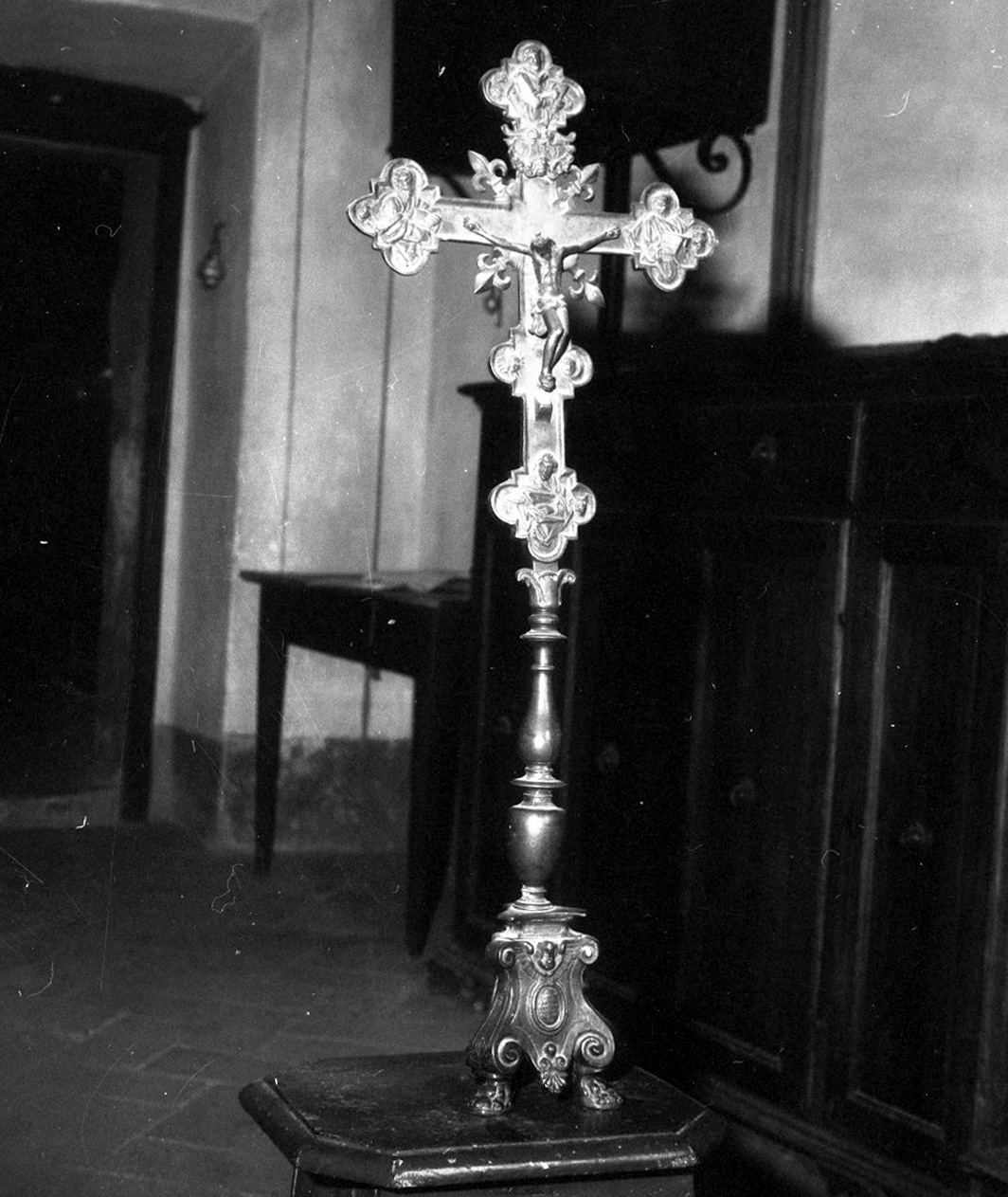 croce - bottega toscana (fine/inizio secc. XVII/ XVIII)