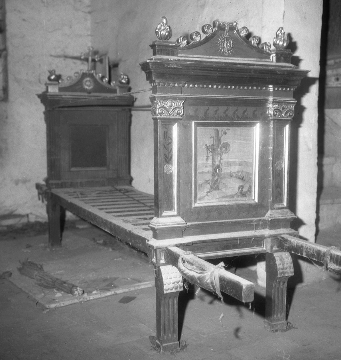 San Bartolomeo è scorticato vivo (testiera di cataletto) - bottega toscana, ambito senese (metà sec. XIX)