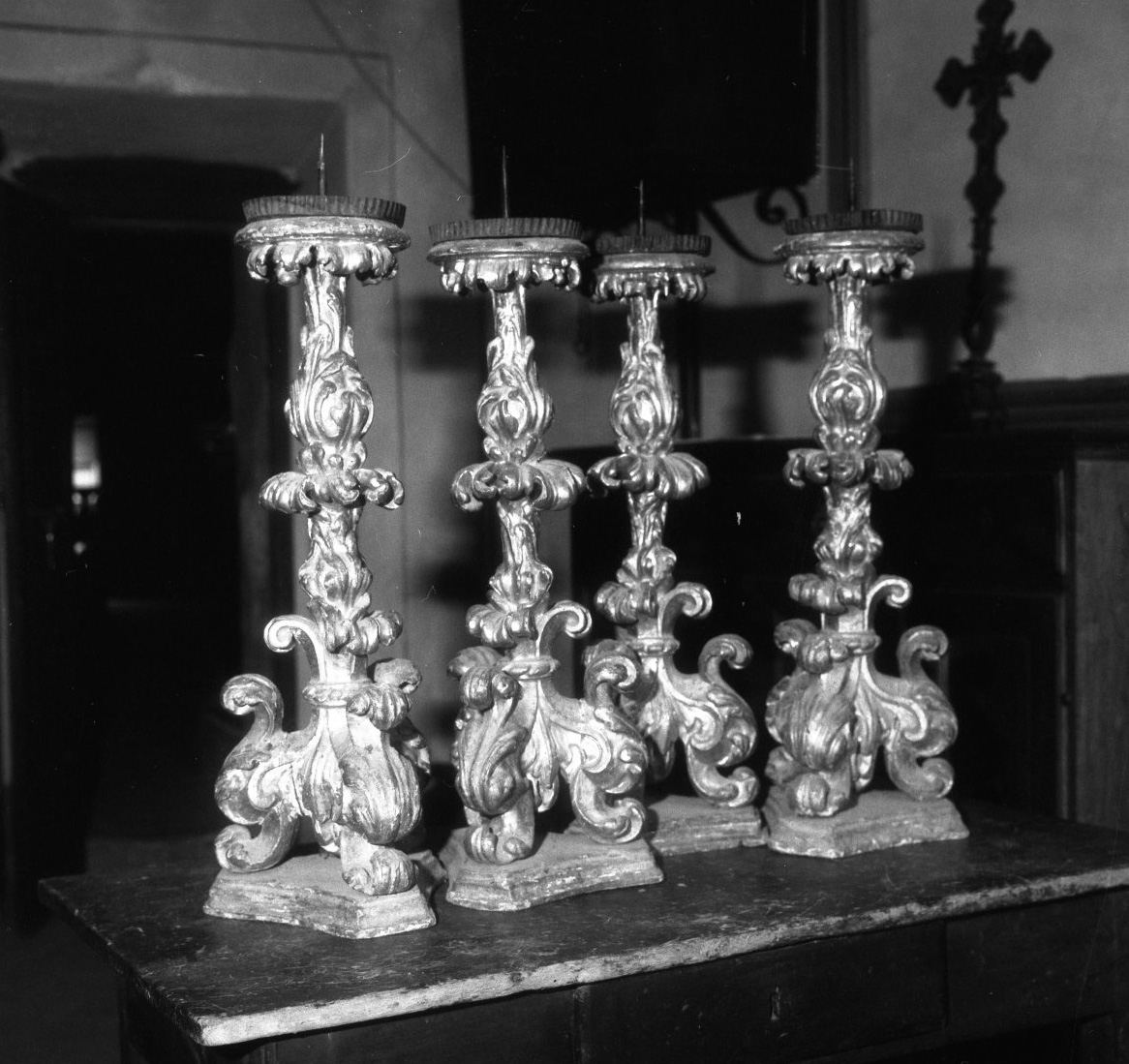 candeliere, serie - bottega toscana, ambito senese (sec. XVII)