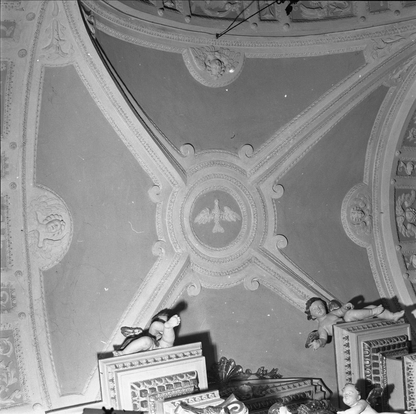 decorazione plastico-architettonica - bottega toscana (sec. XVII)