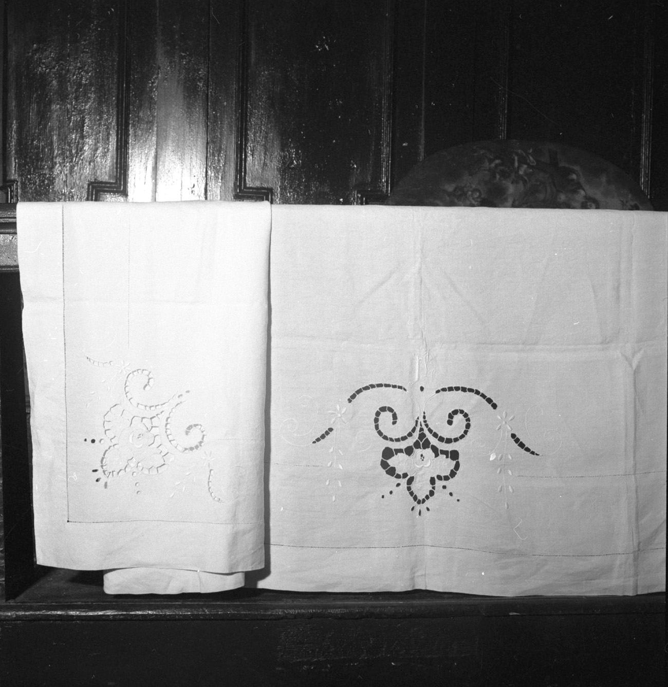 tovaglia d'altare - manifattura toscana (secc. XIX/ XX)