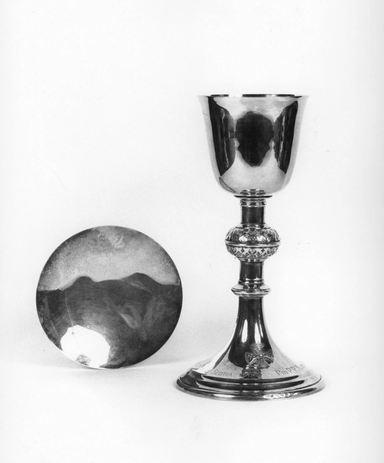 calice - produzione inglese (sec. XX)