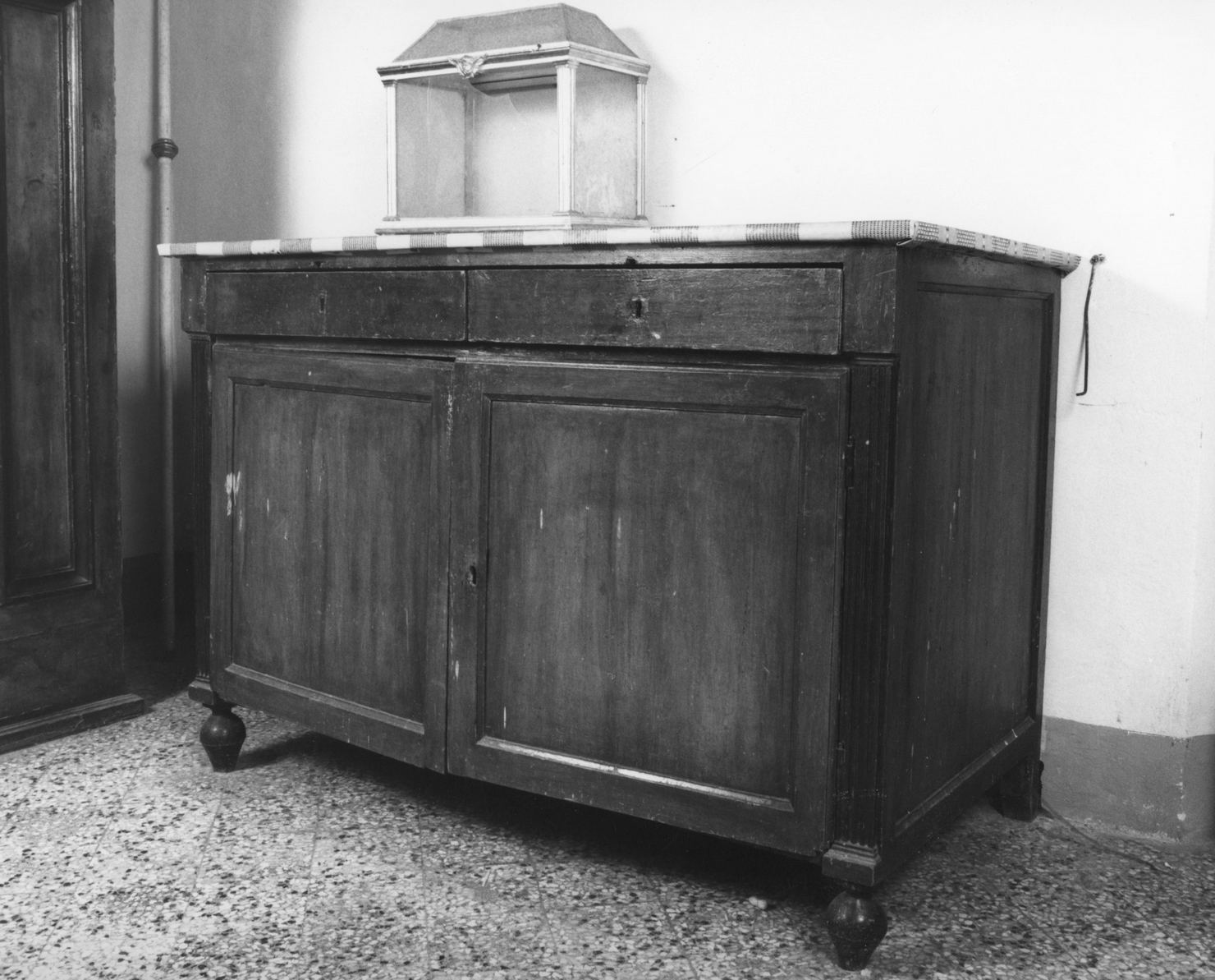 mobile da sacrestia - bottega toscana (sec. XIX)