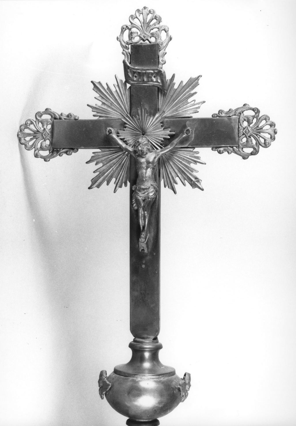 Cristo crocifisso (croce processionale) - bottega italiana (prima metà sec. XIX)