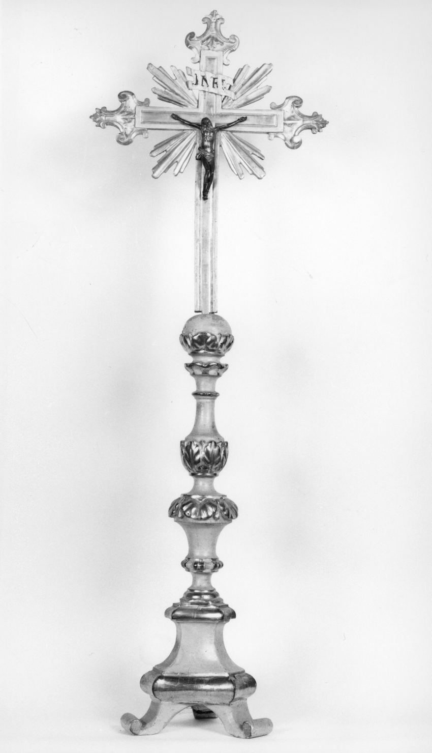 Cristo crocifisso (croce d'altare) - bottega toscana (prima metà sec. XIX)