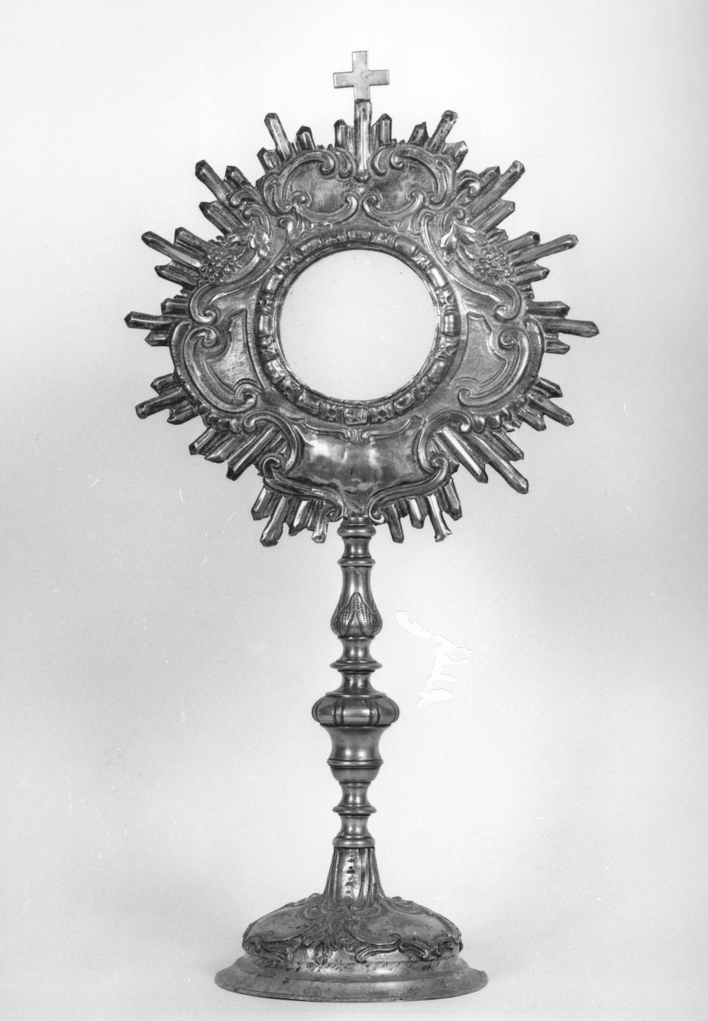 motivi decorativi a volute (ostensorio - a raggiera) - bottega toscana (secondo quarto sec. XVIII)