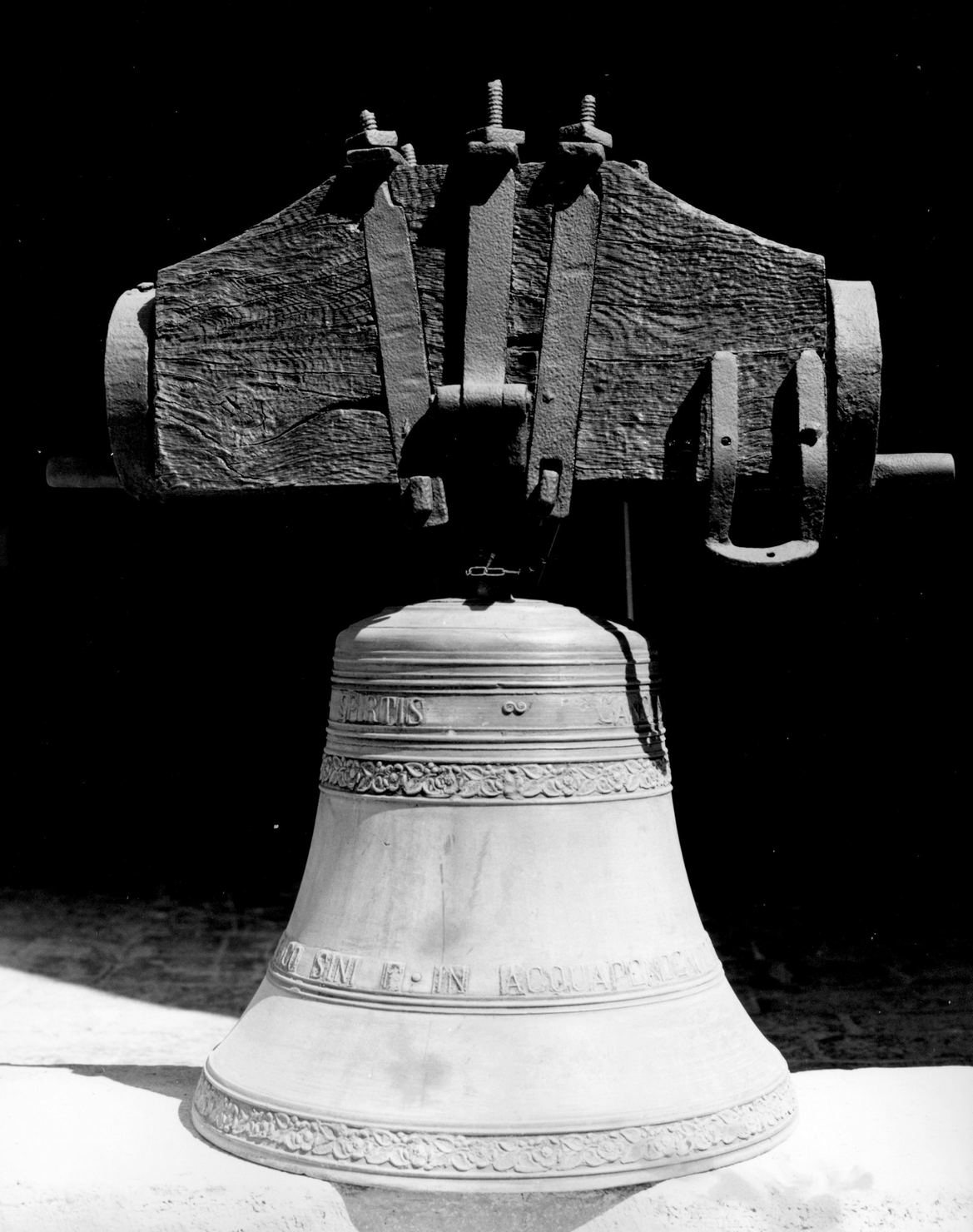 campana, opera isolata di Sini Enrico (ultimo quarto sec. XIX)