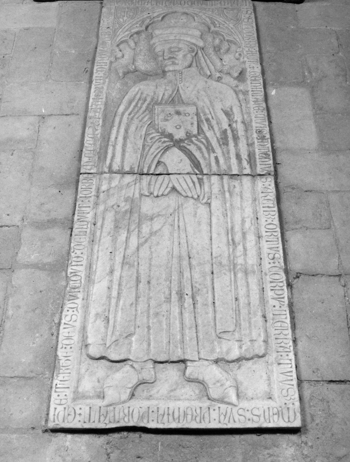 lastra tombale, opera isolata - ambito senese (sec. XV)