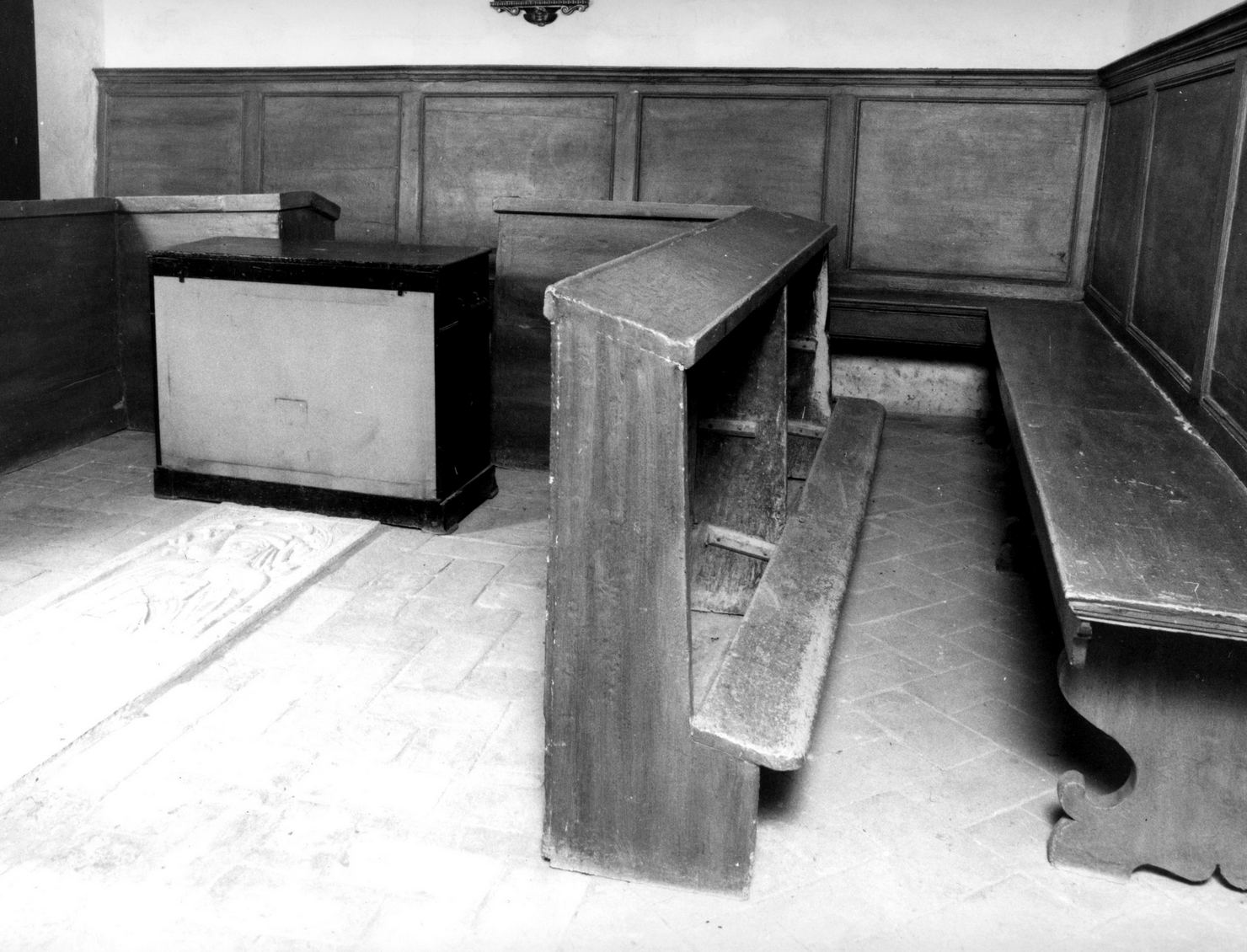 stalli del coro, opera isolata - manifattura toscana (sec. XIX)