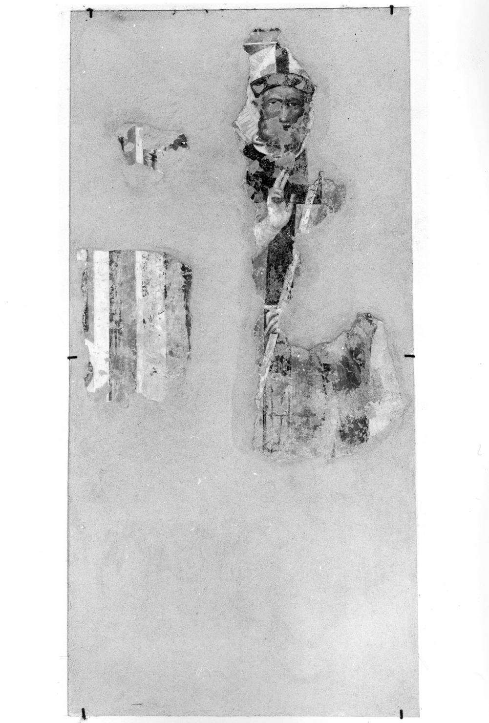 Santo vescovo (dipinto, frammento) - ambito senese (?) (seconda metà sec. XIV)