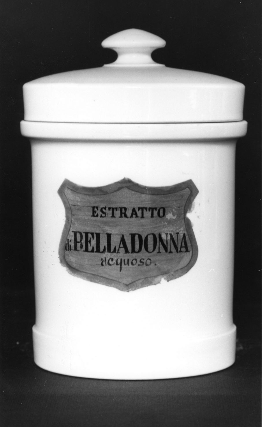 vaso da farmacia, serie - manifattura inglese (prima metà sec. XX)