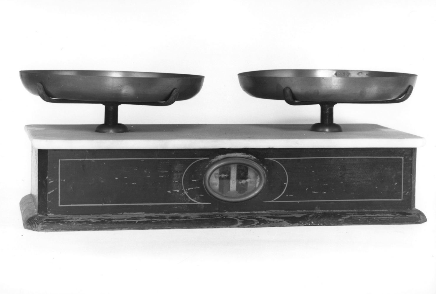 bilancia - bottega toscana (prima metà sec. XX)