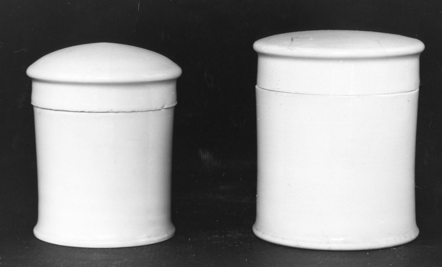 vasetto, serie - produzione inglese (prima metà sec. XX)