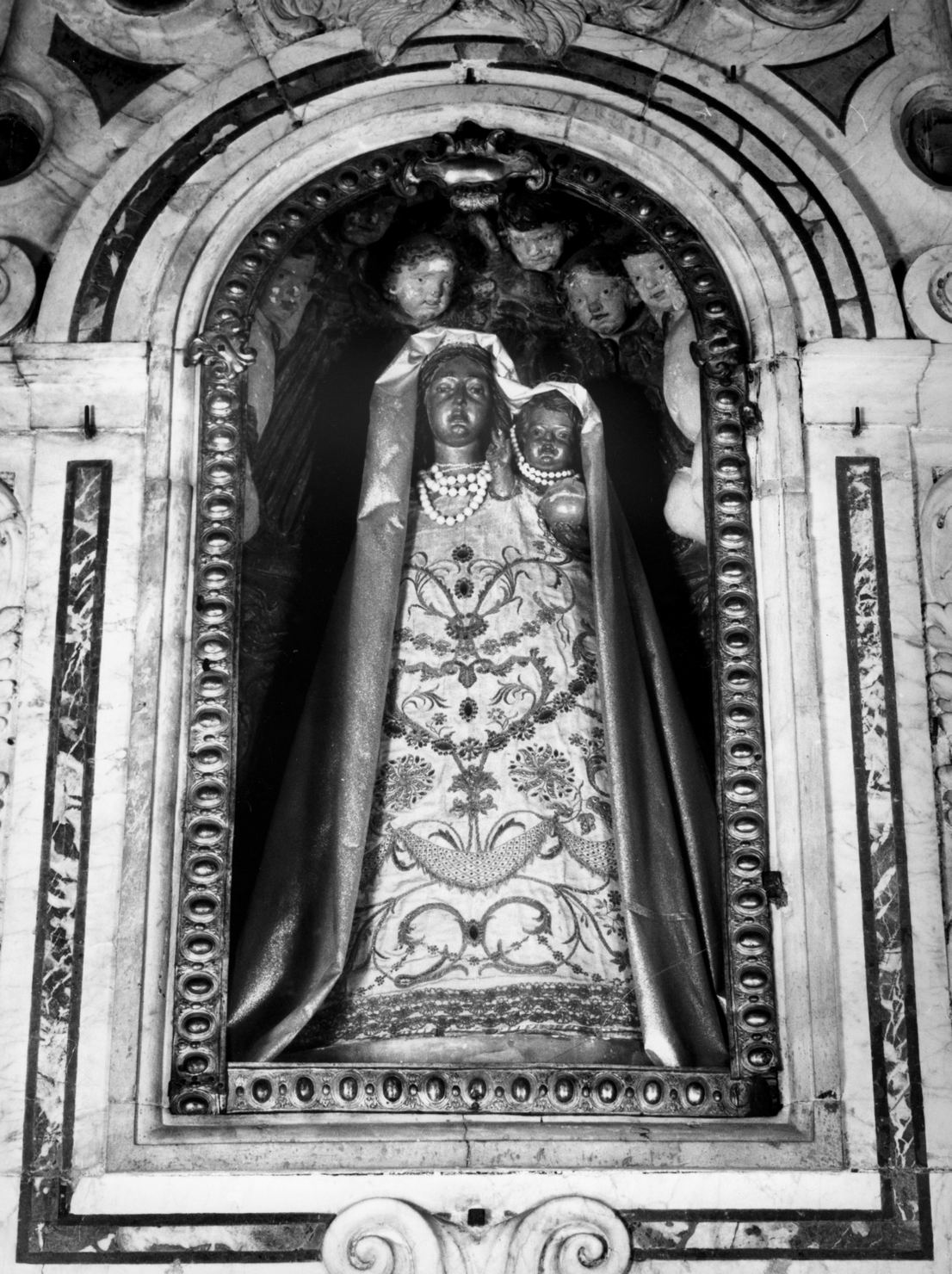 Madonna con Bambino (scultura) - ambito senese (secc. XV/ XVI)