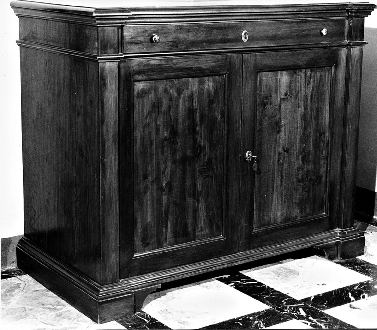 credenza - bottega toscana (seconda metà sec. XIX)