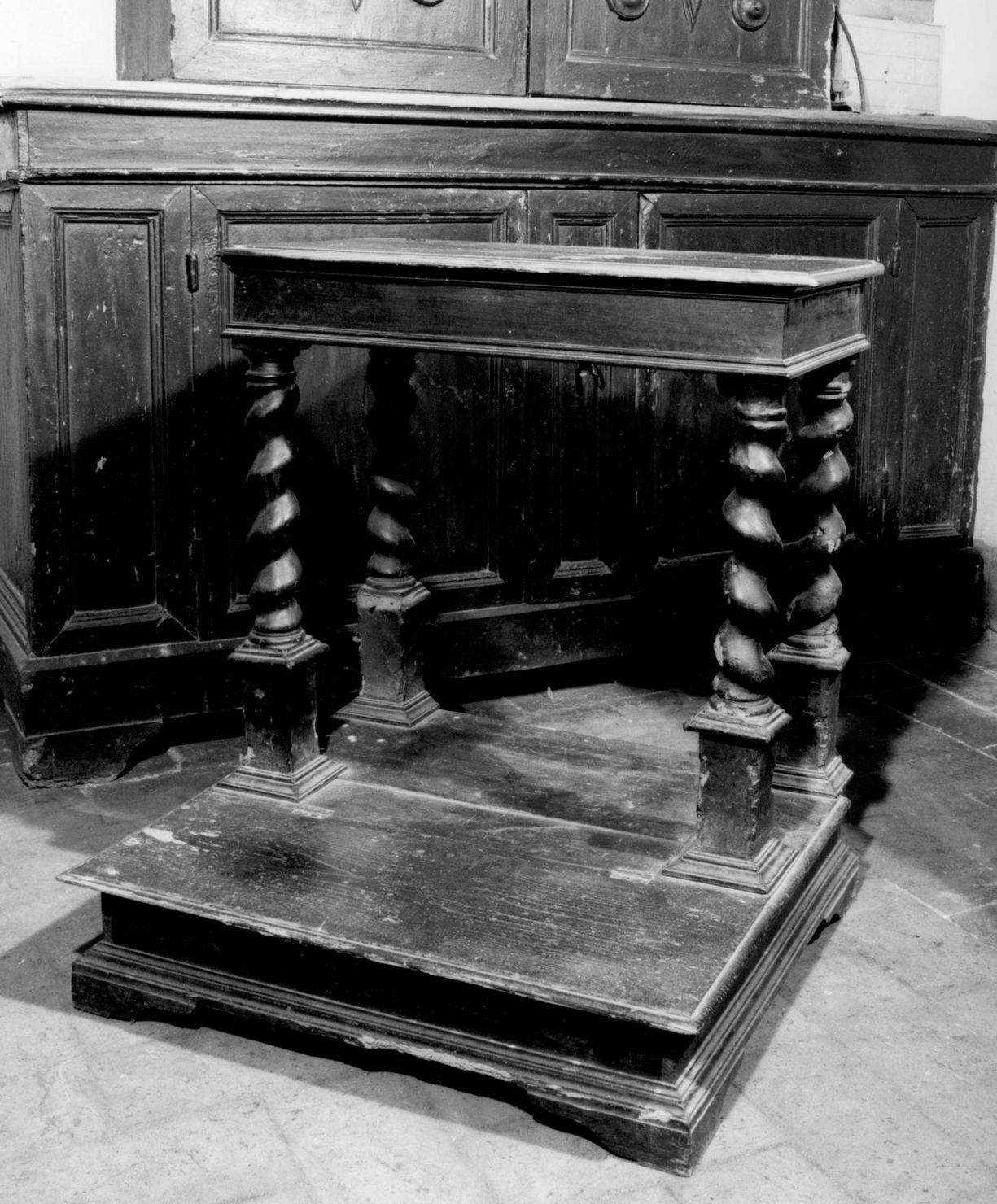 inginocchiatoio - bottega senese (ultimo quarto sec. XVII)