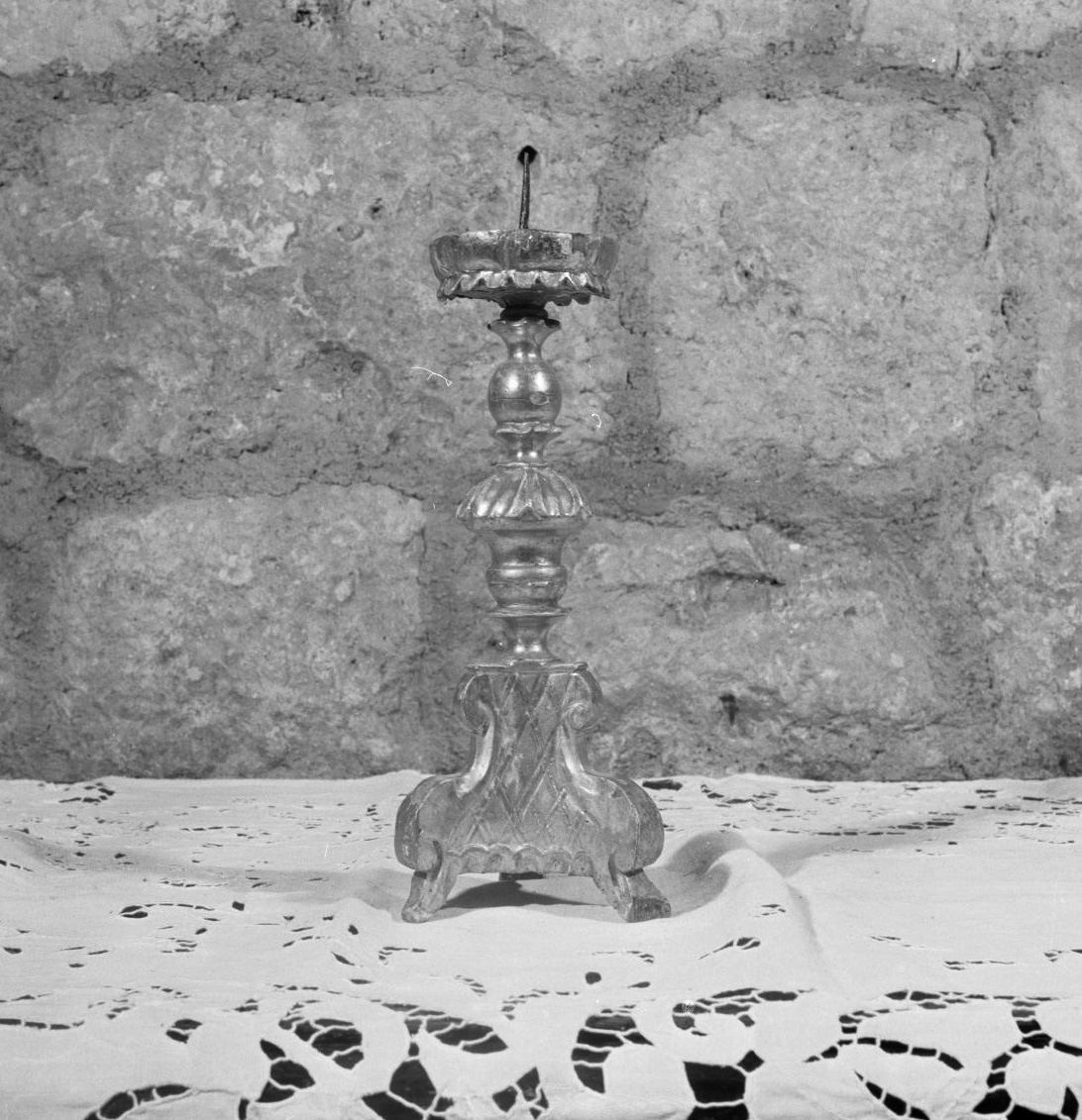 candeliere d'altare, serie - bottega toscana (sec. XVIII)