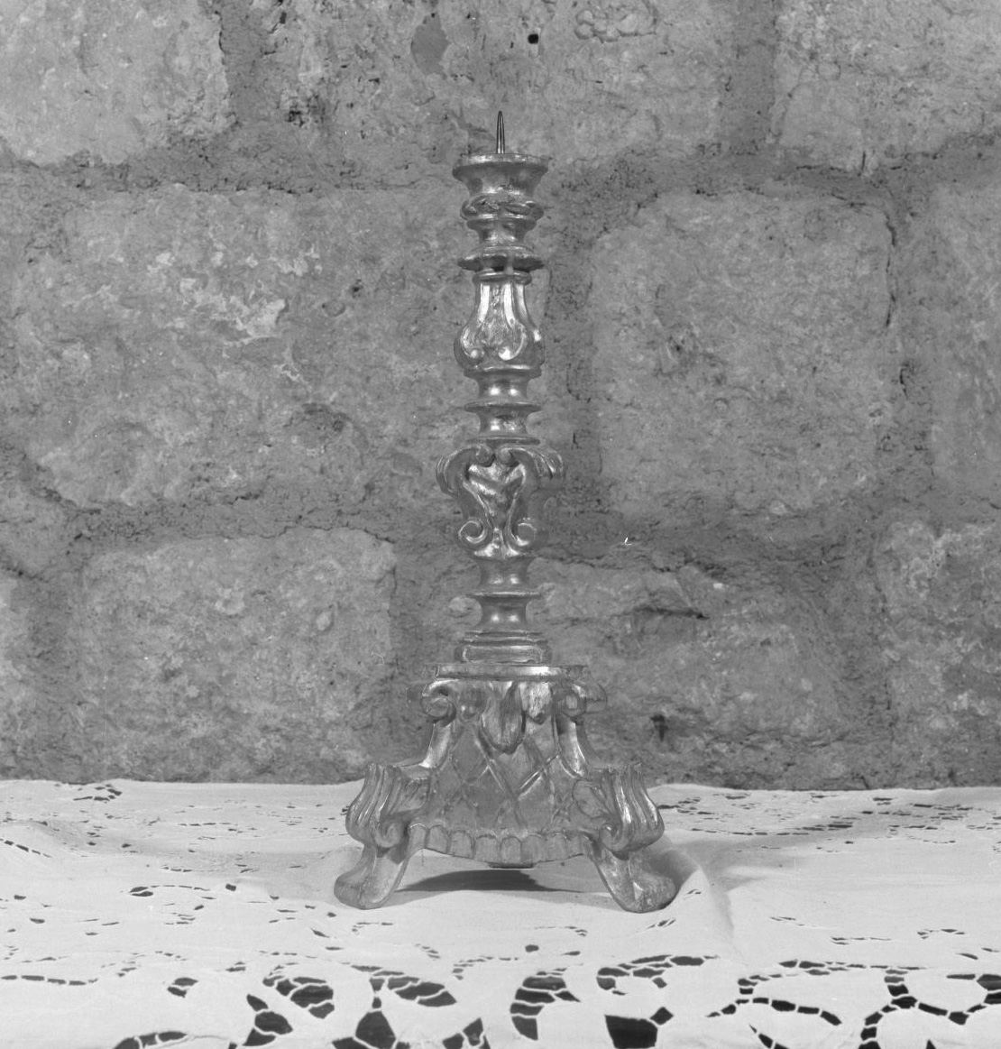 candeliere d'altare, serie - bottega toscana (sec. XVIII)