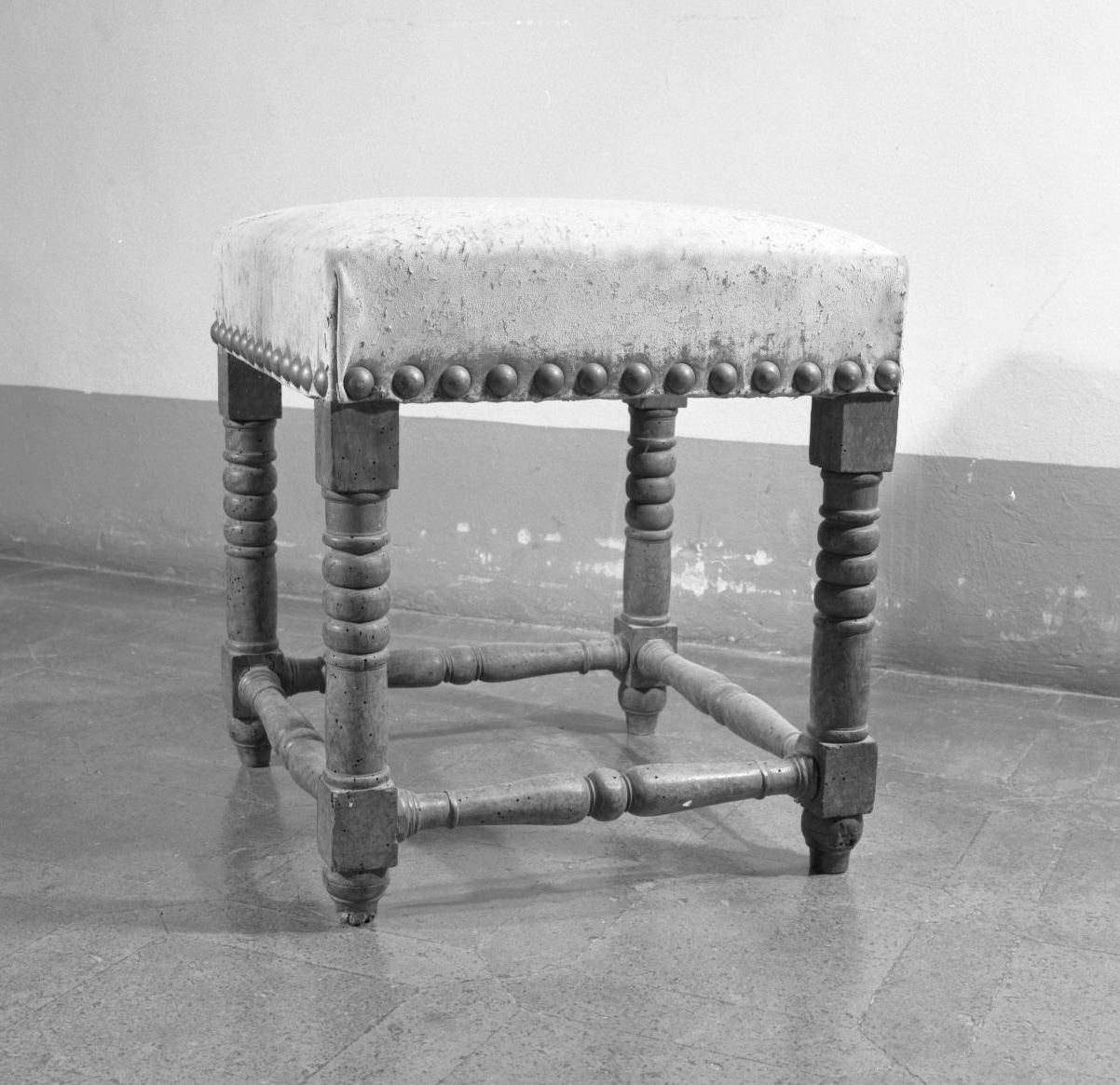 sgabello, serie - bottega toscana (sec. XIX)