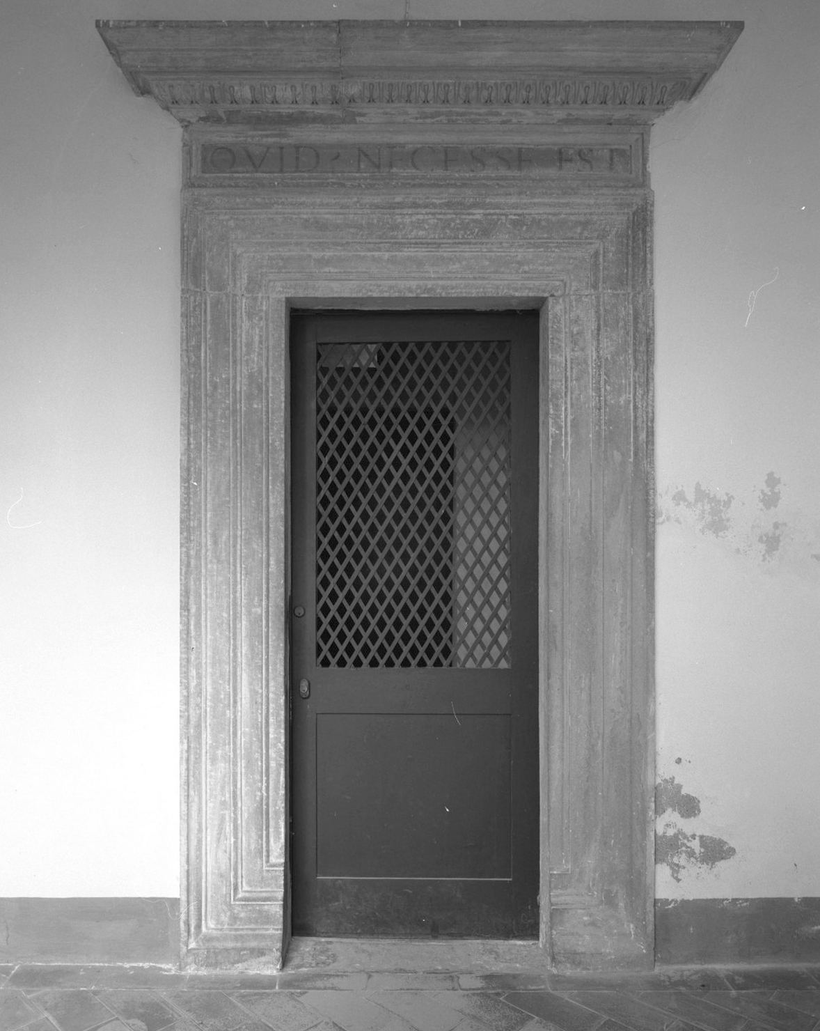 mostra di portale, elemento d'insieme - bottega toscana (sec. XVIII)