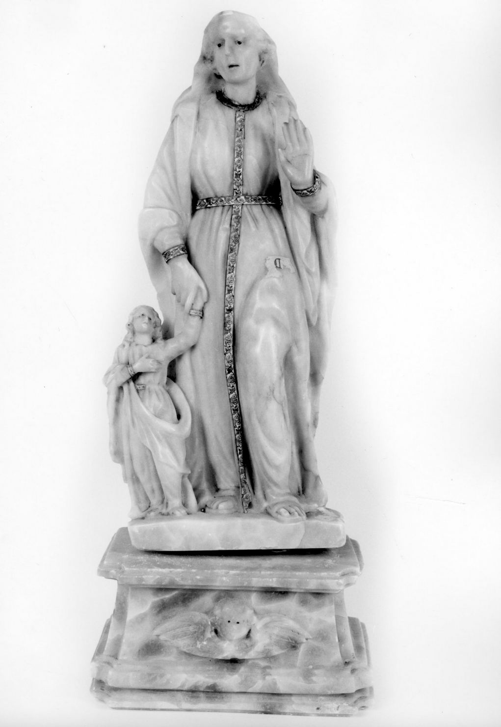 figura femminile con bambina (scultura) - bottega volterrana (sec. XIX)