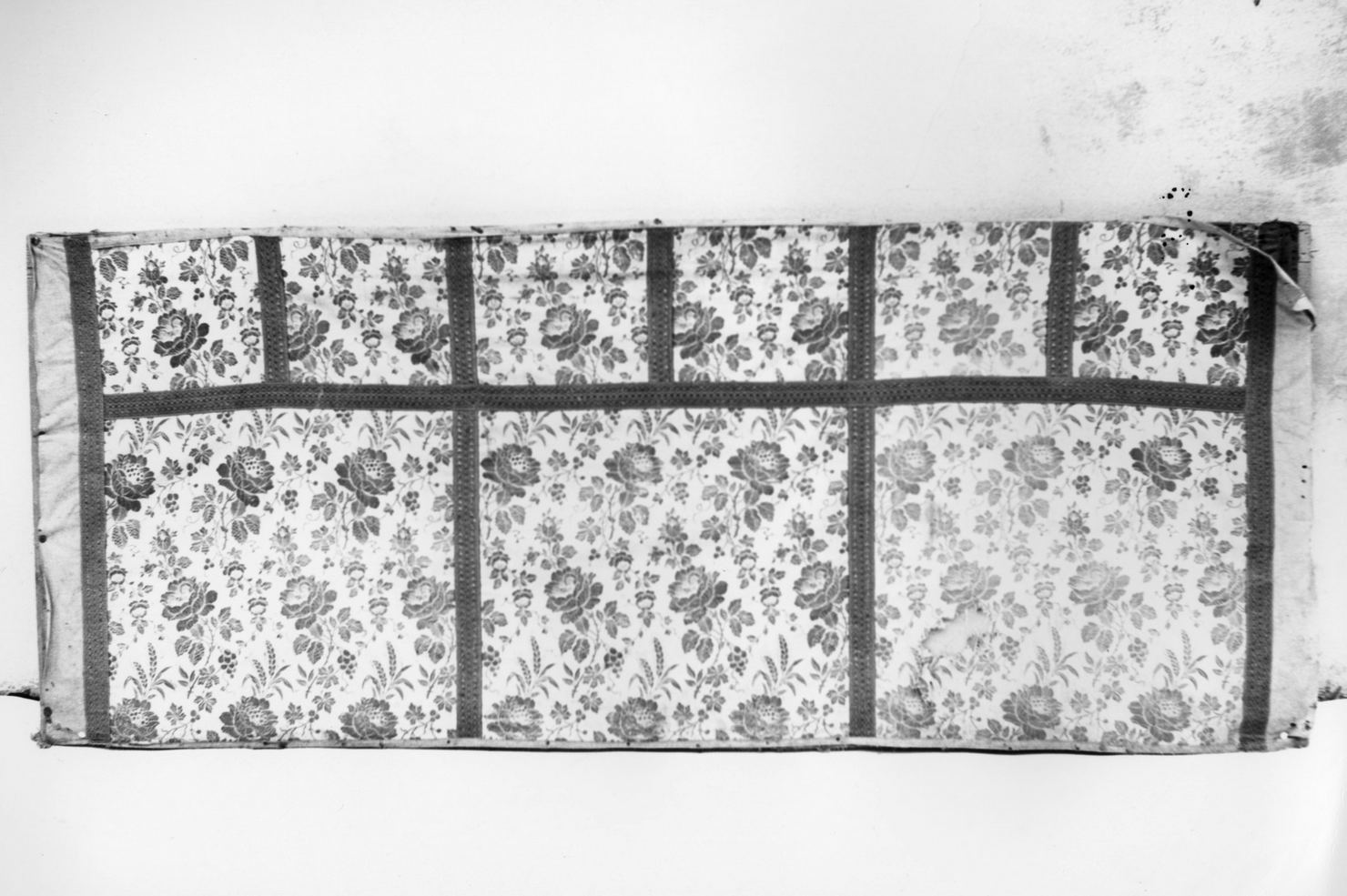 paliotto - manifattura italiana (seconda metà sec. XIX)