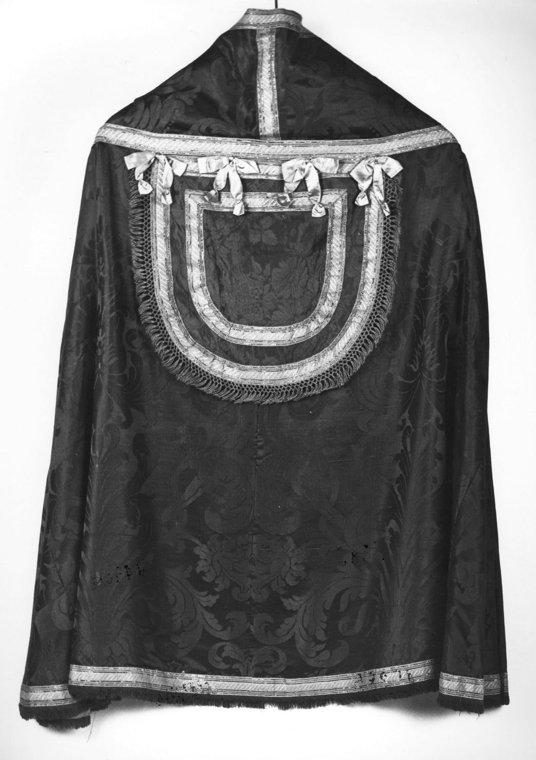 piviale - manifattura italiana (seconda metà sec. XIX)