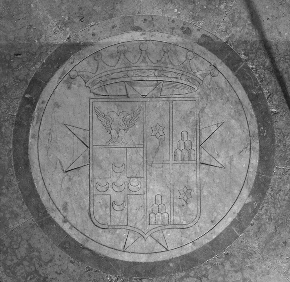 stemma (lapide) - bottega toscana (secc. XVIII/ XIX)